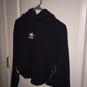 ADIDAS CROPPED HOODIE